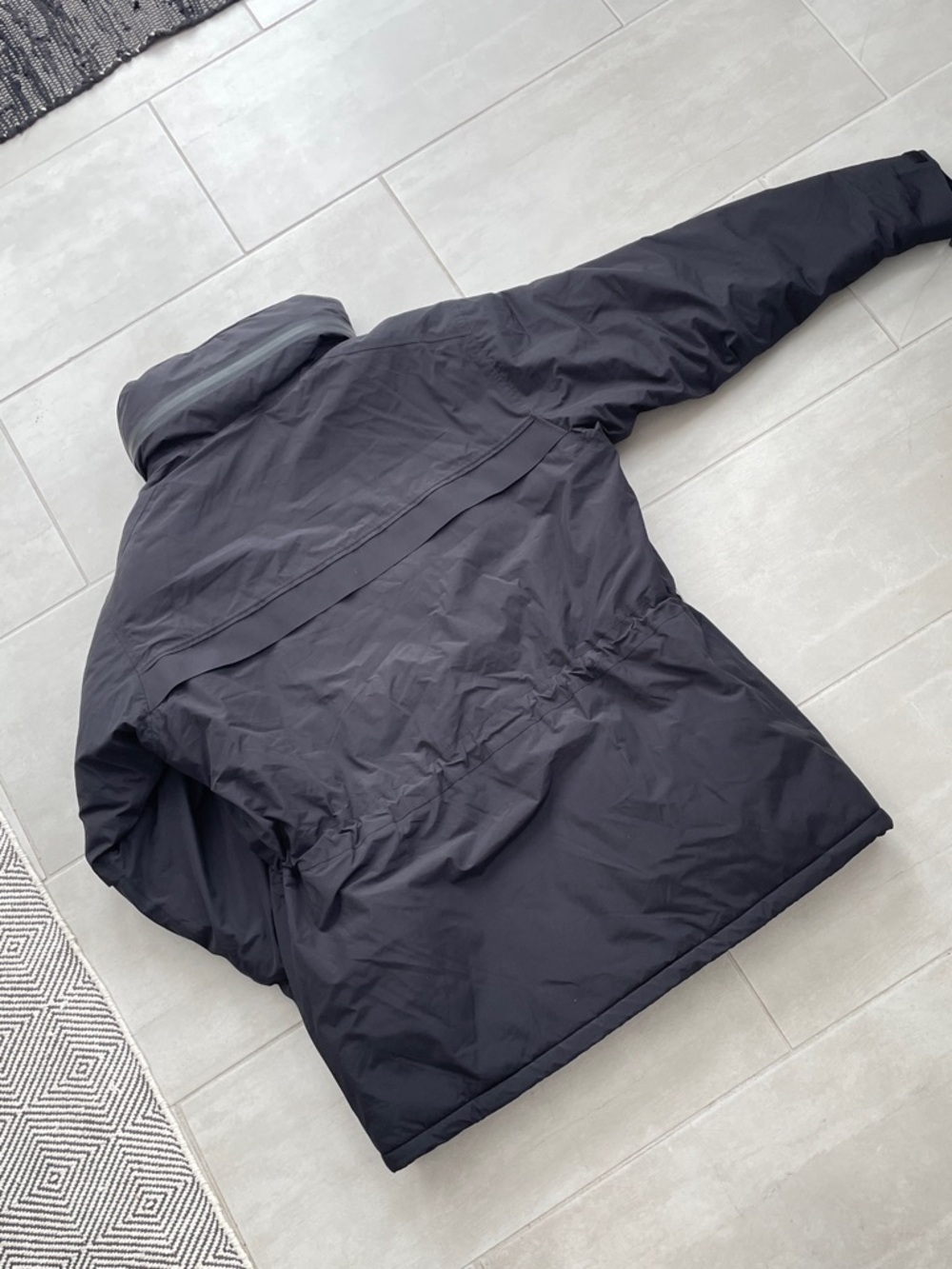Men's Insulated Black Winter Puffer Jacket - Picture 3 of 4